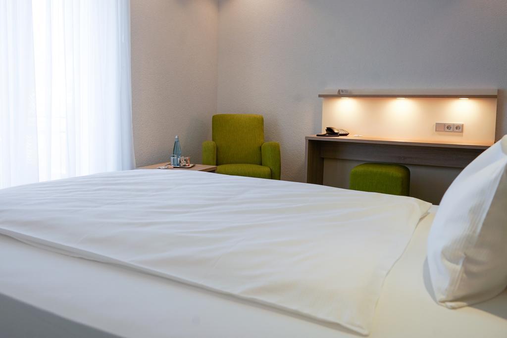 Go2bed Hotel&restaurant / Basel 4* Weil am Rhein